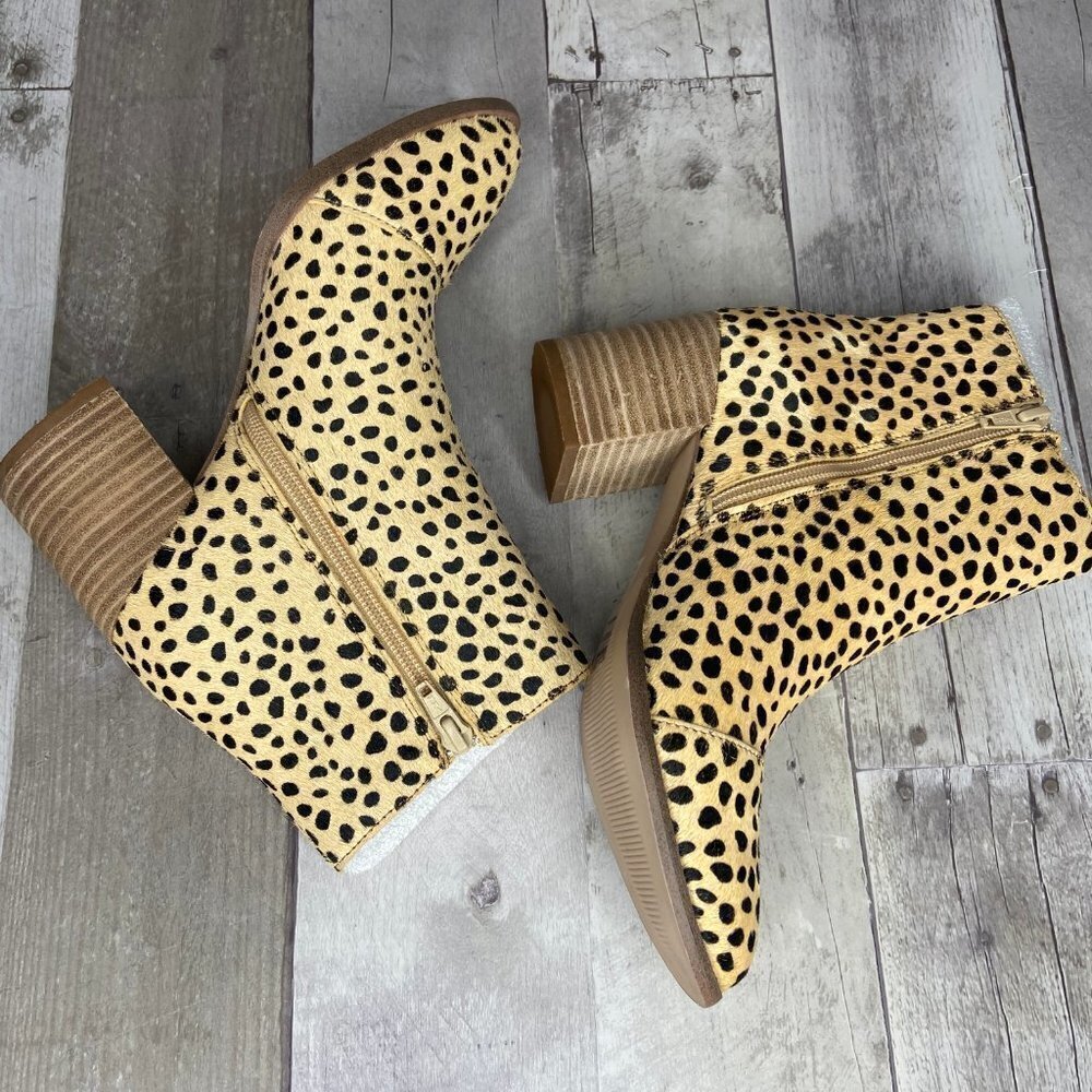 DV by Dolce Vita Tierney Cheetah Booties Size 6.5 - Picture 5 of 8